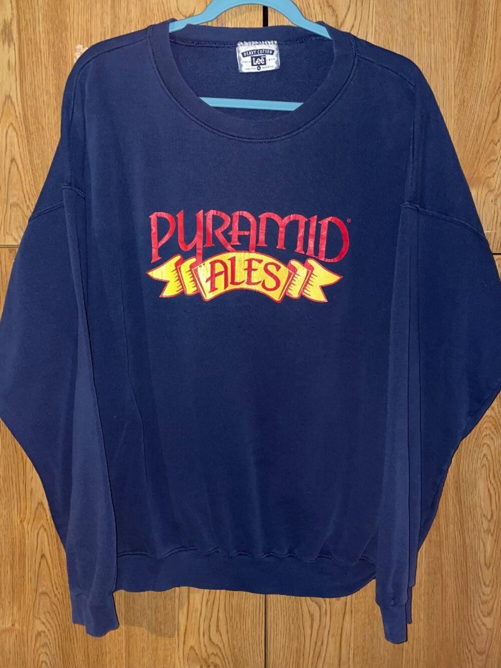 vintage lee pyramid ales crewneck